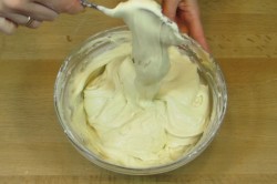 Классический сметанный торт без яиц - шаг 8