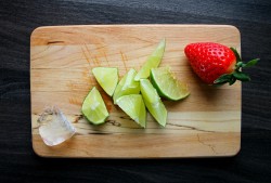 Клубничный мохито алкогольный - шаг 2