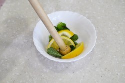 Коктейль Мохито алкогольный - шаг 3