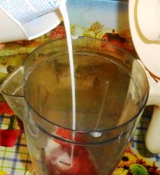 Молочный коктейль с бананом - шаг 4