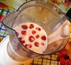 Молочный коктейль с бананом - шаг 5