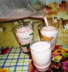 Молочный коктейль с бананом - шаг 7