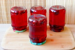 Компот из ежевики на зиму - шаг 9 Компот из ежевики на зиму - шаг 9