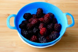 Компот из ежевики на зиму - шаг 3 Компот из ежевики на зиму - шаг 3