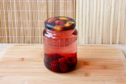 Компот из ежевики на зиму - шаг 6 Компот из ежевики на зиму - шаг 6