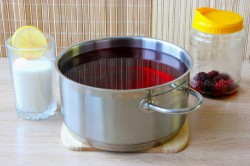 Компот из ежевики на зиму - шаг 7 Компот из ежевики на зиму - шаг 7