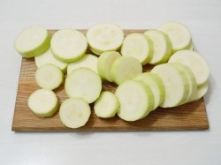 Компот из кабачков на зиму со вкусом ананаса - шаг 3 Компот из кабачков на зиму со вкусом ананаса - шаг 3