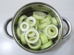 Компот из кабачков на зиму со вкусом ананаса - шаг 5 Компот из кабачков на зиму со вкусом ананаса - шаг 5