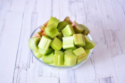 Компот из ревеня - шаг 3 Компот из ревеня - шаг 3