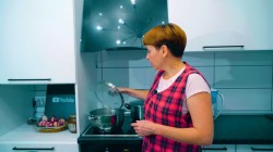 Компот из свежей ягоды черёмухи в банках на зиму - шаг 1 Компот из свежей ягоды черёмухи в банках на зиму - шаг 1