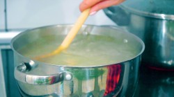 Компот из свежей ягоды черёмухи в банках на зиму - шаг 3 Компот из свежей ягоды черёмухи в банках на зиму - шаг 3