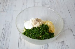 Конвертики из лаваша с сыром - шаг 4