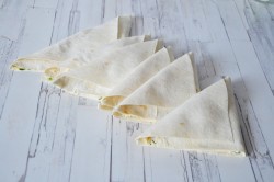 Конвертики из лаваша с сыром - шаг 9