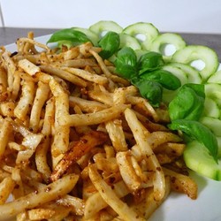 Корень сельдерея со специями в духовке