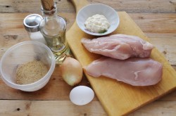 Котлеты куриные рубленные с майонезом - шаг 1