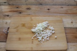 Котлеты куриные рубленные с майонезом - шаг 3