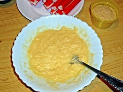 Крабовые палочки в кляре с сыром - шаг 5
