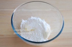 Крем из сливочного сыра и сливок для торта - шаг 3 Крем из сливочного сыра и сливок для торта - шаг 3