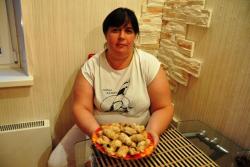 Рулет из филе страуса с черносливом - шаг 8