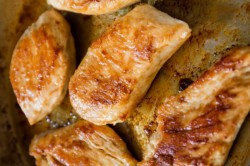 Куриные грудки в сливочном соусе с лимоном и тимьяном - шаг 1