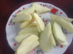 Куриные рулеты с бананом и яблочным соусом - шаг 6