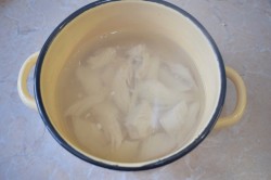 Куриный крем суп на бульоне со сливками - шаг 1 Куриный крем суп на бульоне со сливками - шаг 1