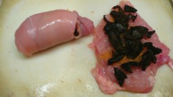 Куриный рулет черносливный - шаг 6