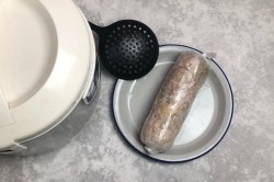 Куриный рулет в мультиварке - шаг 8