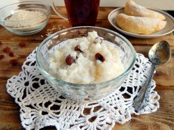 Кутья из риса с изюмом и медом - шаг 6