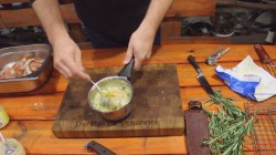 Лангустины на гриле в кунжутном маринаде с имбирем - шаг 2 Лангустины на гриле в кунжутном маринаде с имбирем - шаг 2