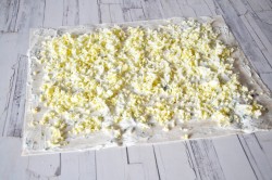 Лаваш с сыром и яйцом - шаг 7