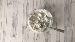 Лаваш с творогом и зеленью быстро и вкусно - шаг 4