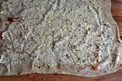 Лаваш с творогом и плавленым сыром в духовке - шаг 5