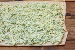 Лаваш с яйцом и огурцом - шаг 4