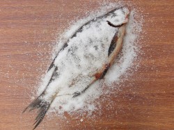 Лещ горячего копчения в домашних условиях - шаг 5 Лещ горячего копчения в домашних условиях - шаг 5