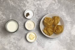 Макароны в сливочном соусе - шаг 1