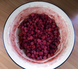 Малиновый джем из малины на зиму - шаг 2 Малиновый джем из малины на зиму - шаг 2