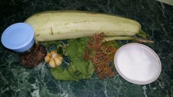 Малосольные кабачки быстрые - шаг 1 Малосольные кабачки быстрые - шаг 1