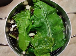 Малосольные огурцы в кастрюле холодным способом - шаг 9 Малосольные огурцы в кастрюле холодным способом - шаг 9