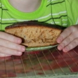 Торт с медом со сметанным кремом в шоколадной глазури - шаг 9 Торт с медом со сметанным кремом в шоколадной глазури - шаг 9