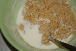 Торт с медом со сметанным кремом в шоколадной глазури - шаг 5 Торт с медом со сметанным кремом в шоколадной глазури - шаг 5