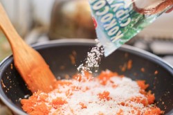 Морковные рафаэлло - шаг 4