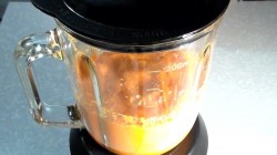 Морковный смузи с яблоком апельсином - шаг 6 Морковный смузи с яблоком апельсином - шаг 6