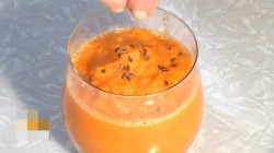 Морковный смузи с яблоком апельсином - шаг 7 Морковный смузи с яблоком апельсином - шаг 7