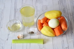 Морковный суп пюре постный вегетарианский - шаг 1 Морковный суп пюре постный вегетарианский - шаг 1