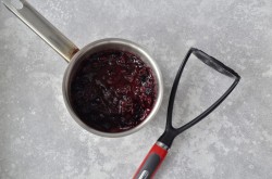 Морс из черной смородины - шаг 4 Морс из черной смородины - шаг 4