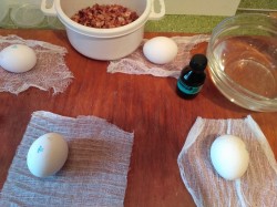 Мраморные яйца к Пасхе - шаг 2