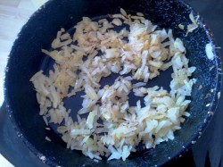 Мясной торт с сырным кремом - шаг 2