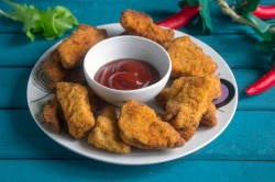 Наггетсы из грудок - шаг 14