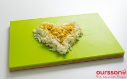 Окрошка на кефире с говядиной - шаг 3 Окрошка на кефире с говядиной - шаг 3